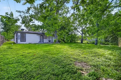 4933 Doolittle Boulevard Houston TX 77033