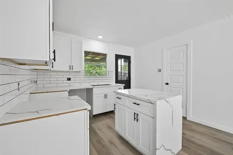 4933 Doolittle Boulevard Houston TX 77033