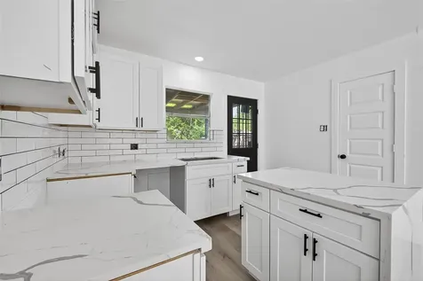 4933 Doolittle Boulevard Houston TX 77033