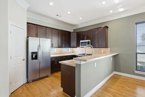 5525 Kiam Street C Houston TX 77007
