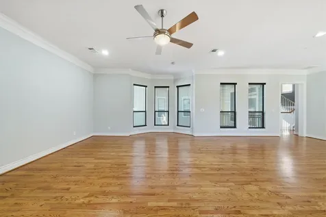 5525 Kiam Street C Houston TX 77007