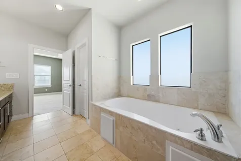 5525 Kiam Street C Houston TX 77007