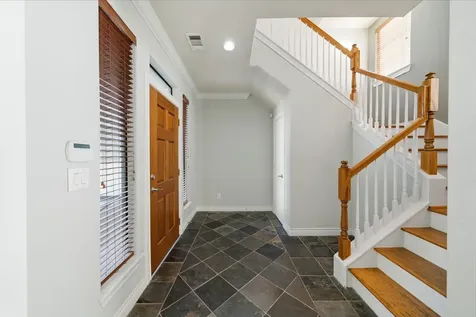 5525 Kiam Street C Houston TX 77007