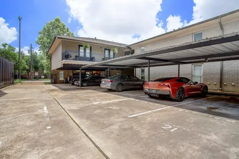 1410 Hyde Park Boulevard 105 Houston TX 77006