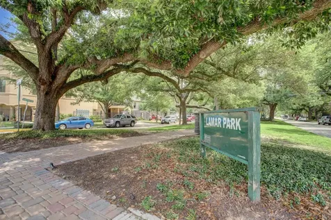 1410 Hyde Park Boulevard 105 Houston TX 77006