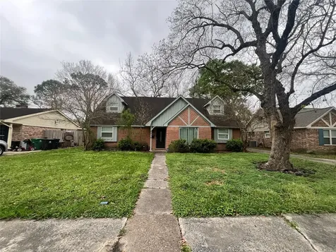6015 Mcknight Street Houston TX 77035