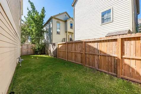 2924 Crawford Street Houston TX 77004