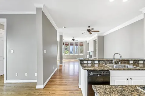1505 Roy Street Houston TX 77007
