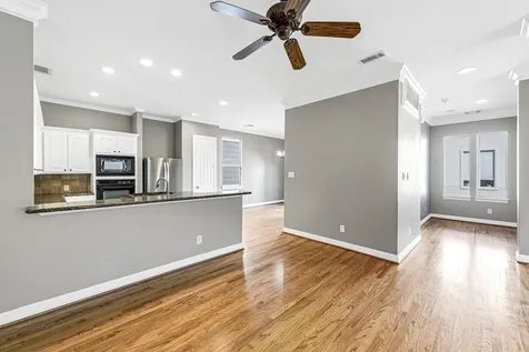 1505 Roy Street Houston TX 77007