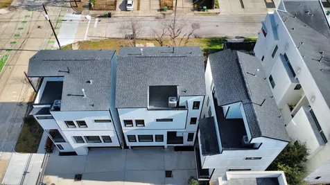 3409 Hutchins Street Houston TX 77004
