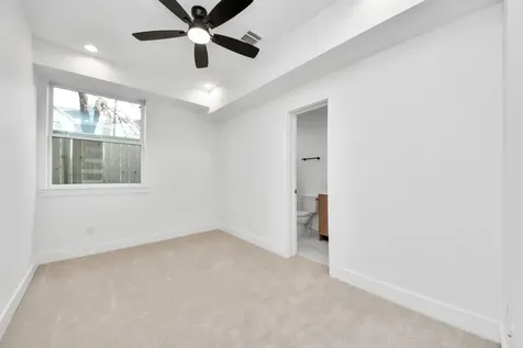 3409 Hutchins Street Houston TX 77004