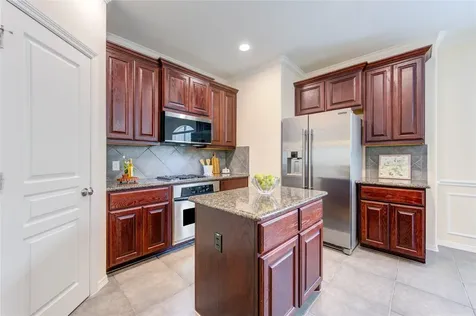 2607 Enclave At Shady Acres Court Houston TX 77008