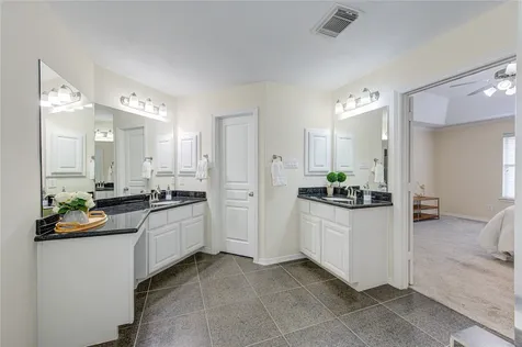 2607 Enclave At Shady Acres Court Houston TX 77008