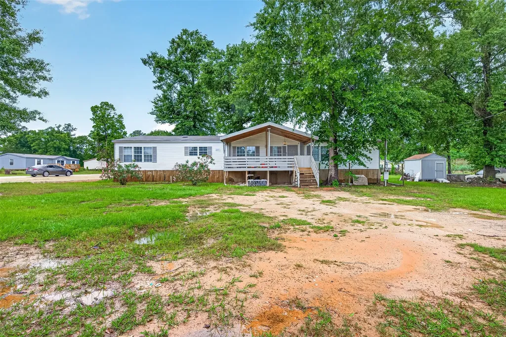 5982 Waukegan Road Conroe TX 77306