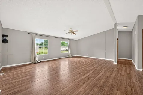 5982 Waukegan Road Conroe TX 77306