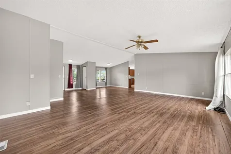 5982 Waukegan Road Conroe TX 77306