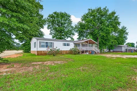 5982 Waukegan Road Conroe TX 77306