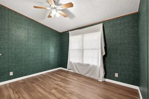5982 Waukegan Road Conroe TX 77306