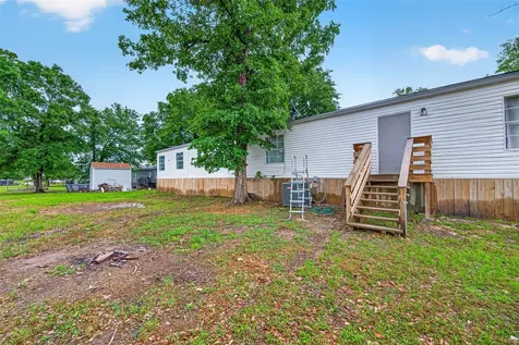 5982 Waukegan Road Conroe TX 77306