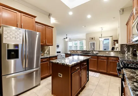 3233 Emma Lake Court Dickinson TX 77539