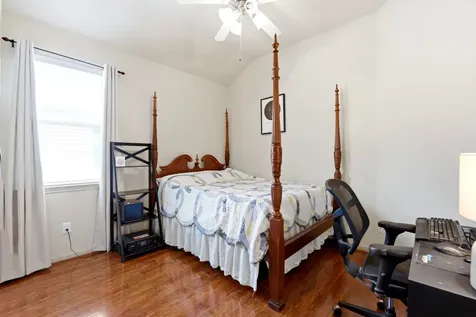 3233 Emma Lake Court Dickinson TX 77539