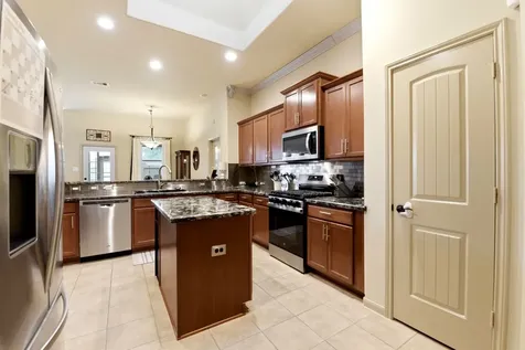 3233 Emma Lake Court Dickinson TX 77539