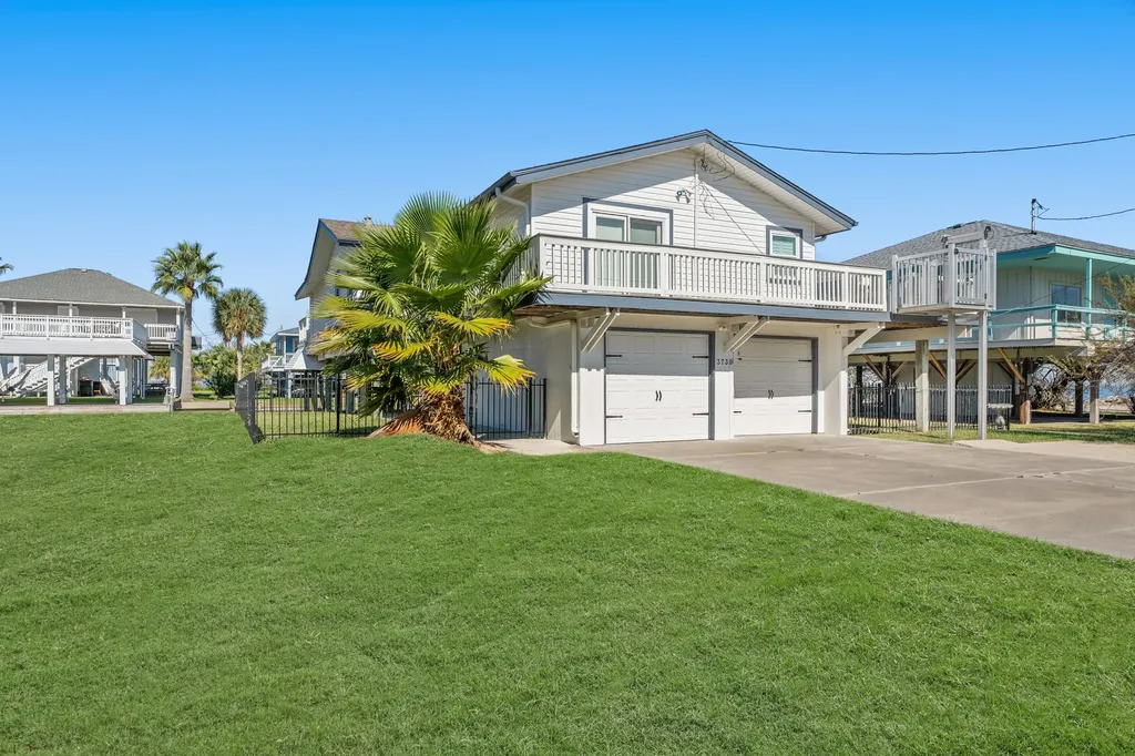 3730 Concho Key Galveston TX 77554