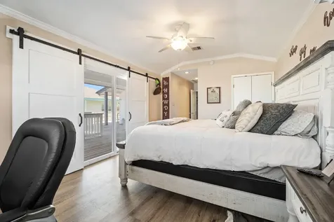3730 Concho Key Galveston TX 77554
