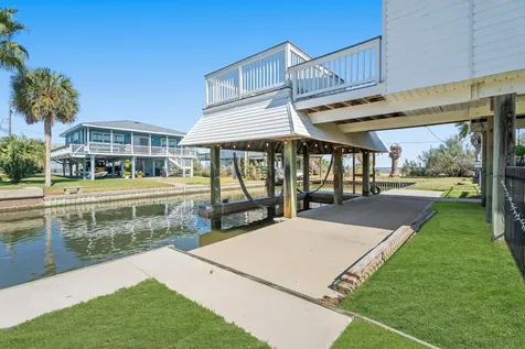 3730 Concho Key Galveston TX 77554