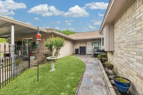 10719 Albury Drive Houston TX 77096
