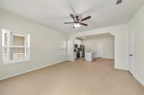 712 W Dallas Street Conroe TX 77301
