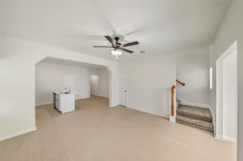 712 W Dallas Street Conroe TX 77301