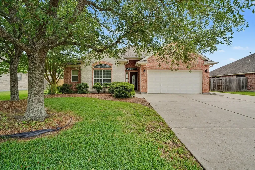 31 Prairie Knoll Drive Santa Fe TX 77510