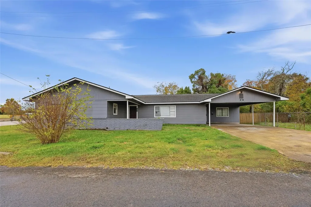 1621 Richmond Avenue Port Arthur TX 77640