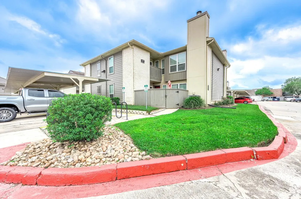 1900 Bay Area Boulevard 144 Houston TX 77058