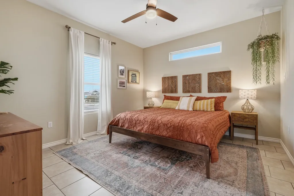 1306 S Magnolia Street Rockport TX 78382