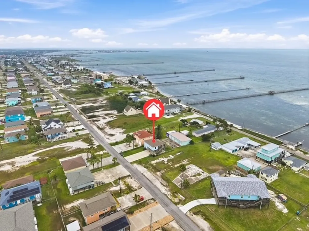 1306 S Magnolia Street Rockport TX 78382