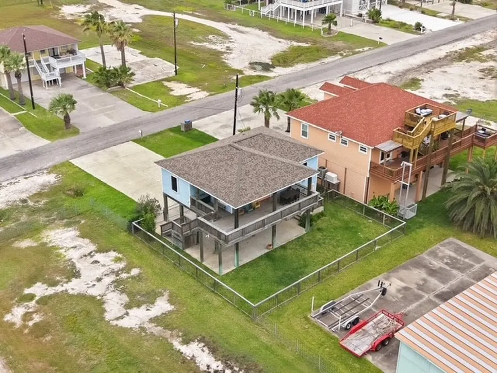 1306 S Magnolia Street Rockport TX 78382