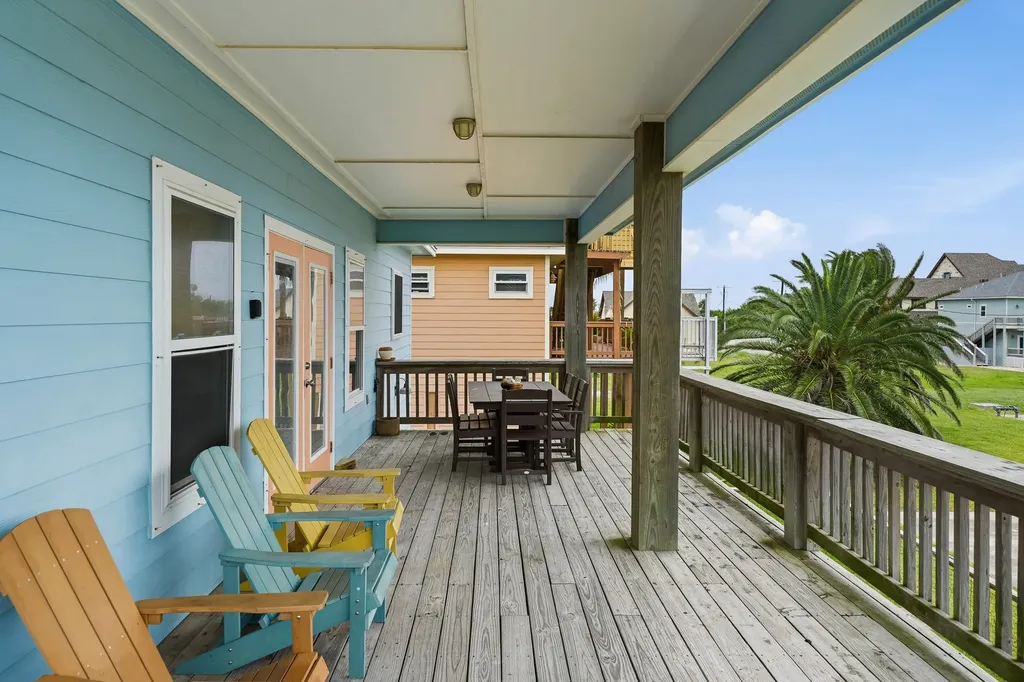 1306 S Magnolia Street Rockport TX 78382