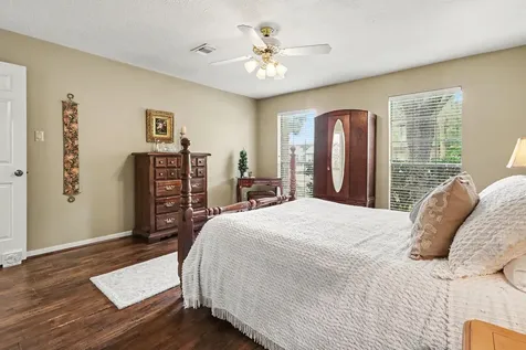 12415 Ella Lee Lane Houston TX 77077