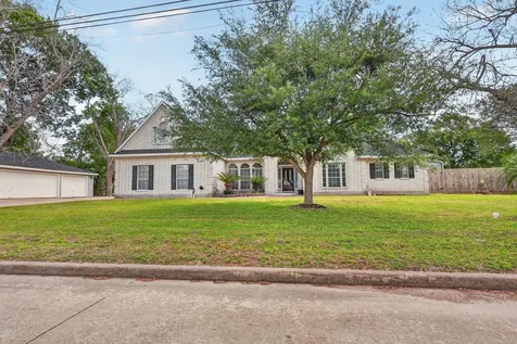 4323 Young Street Pasadena TX 77504