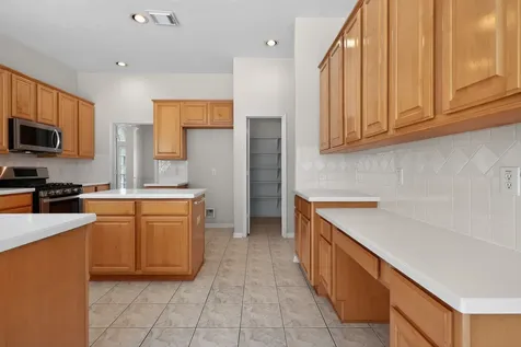 4323 Young Street Pasadena TX 77504