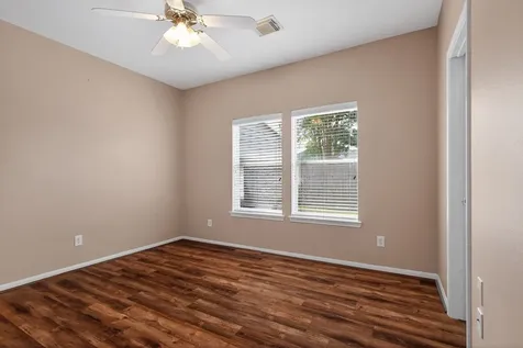 4323 Young Street Pasadena TX 77504