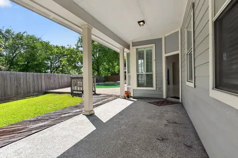 4323 Young Street Pasadena TX 77504