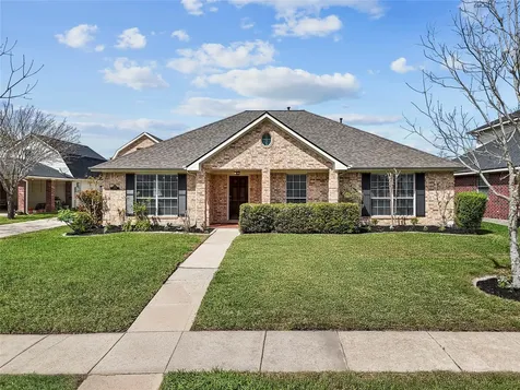 2304 Meadows Boulevard League City TX 77573