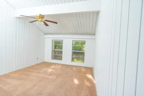 30 Lakeway Street Conroe TX 77304