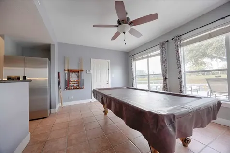 2040 W Guenther Lane La Grange TX 78945