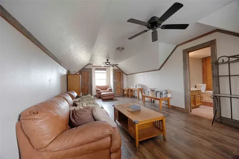 2040 W Guenther Lane La Grange TX 78945
