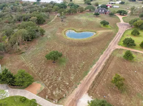 2040 W Guenther Lane La Grange TX 78945