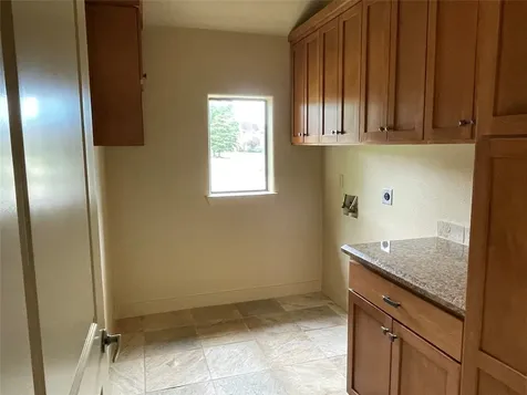 55 Canyon Oak Court Lake Jackson TX 77566